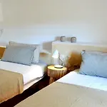 カサス ベナリ ホテル 3*